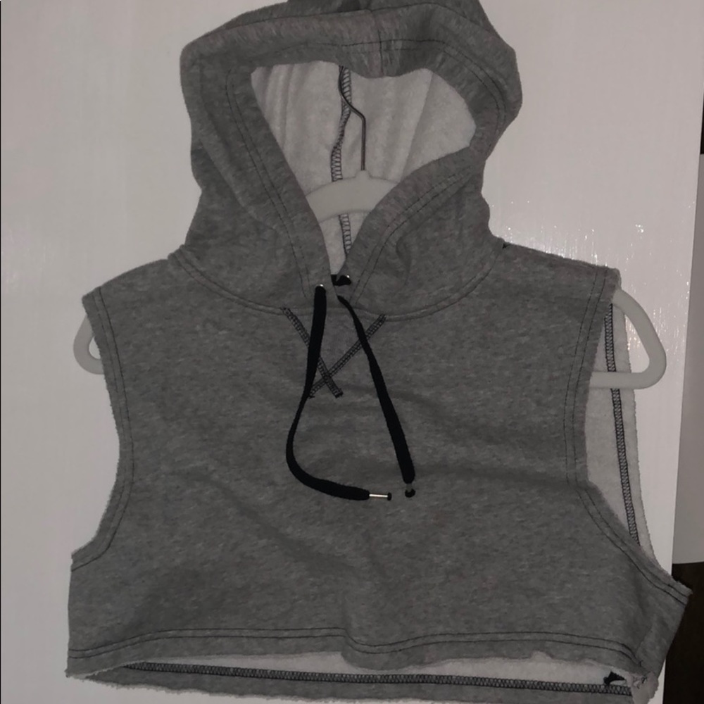 Cropped Sweatshirt
